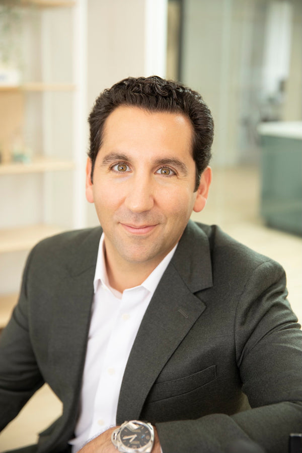 Dr. Elroy Vojdani